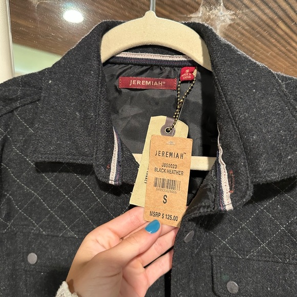 Jeremiah button up - Picture 3 of 4